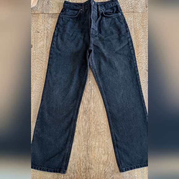 REFORMATION Cynthia High Rise Straight Cropped Jeans In Black Vana Size 28 - Picture 4 of 14